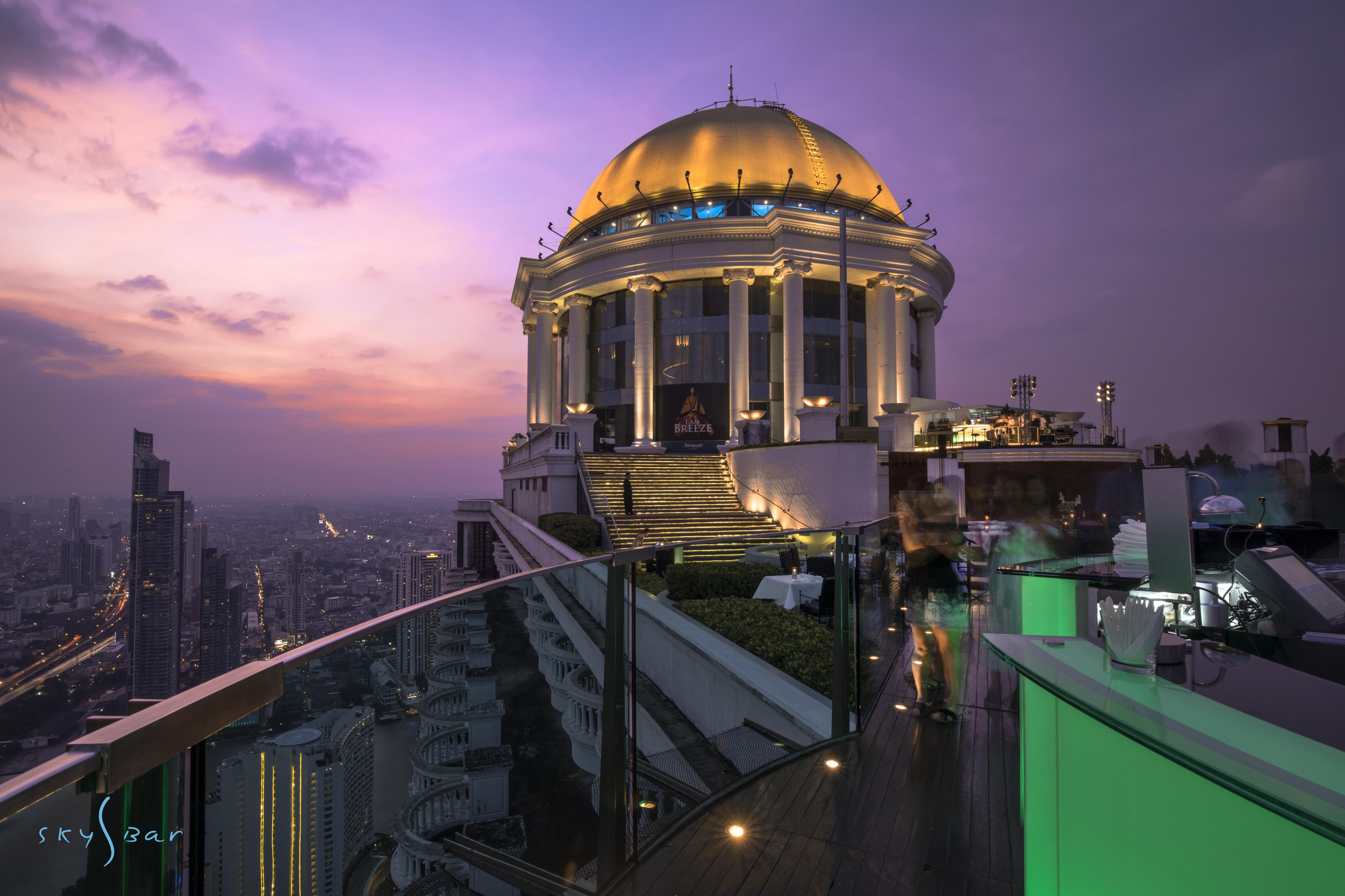 Hotel Lebua At State Tower Bangkok Esterno foto The Dome at the Centara Grand and Bangkok Convention Centre